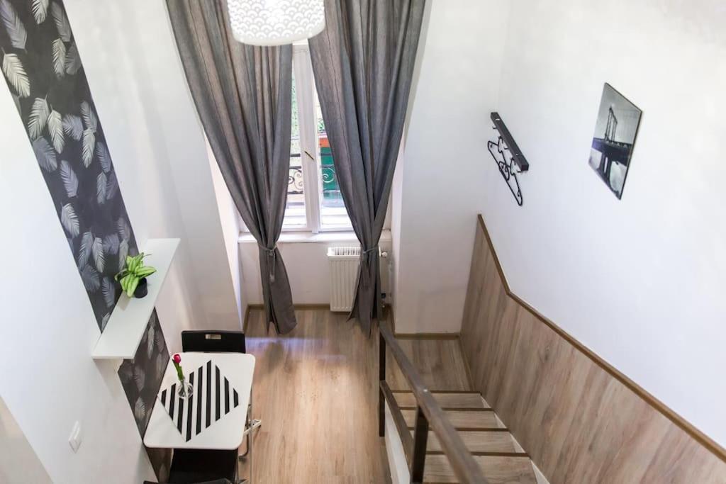 Apartament Central Budget Lofts Budapeszt Zewnętrze zdjęcie