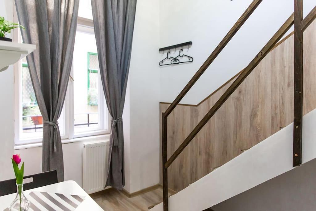Apartament Central Budget Lofts Budapeszt Zewnętrze zdjęcie