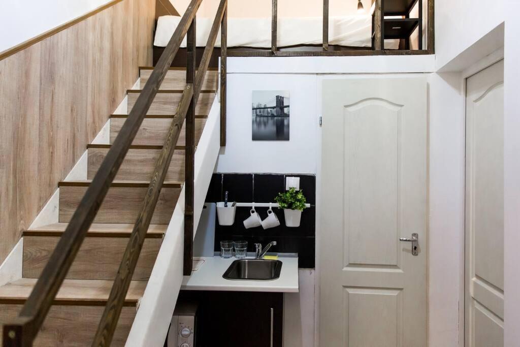 Apartament Central Budget Lofts Budapeszt Zewnętrze zdjęcie